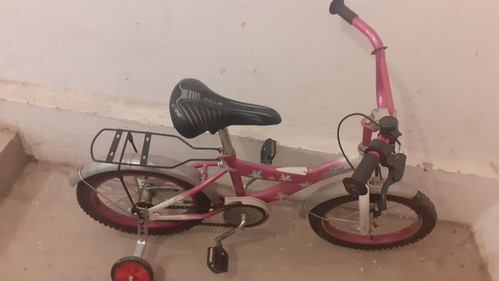 Детско колело с помощни