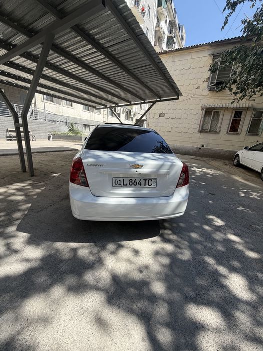 Jentra 3 pazitsa avtomat