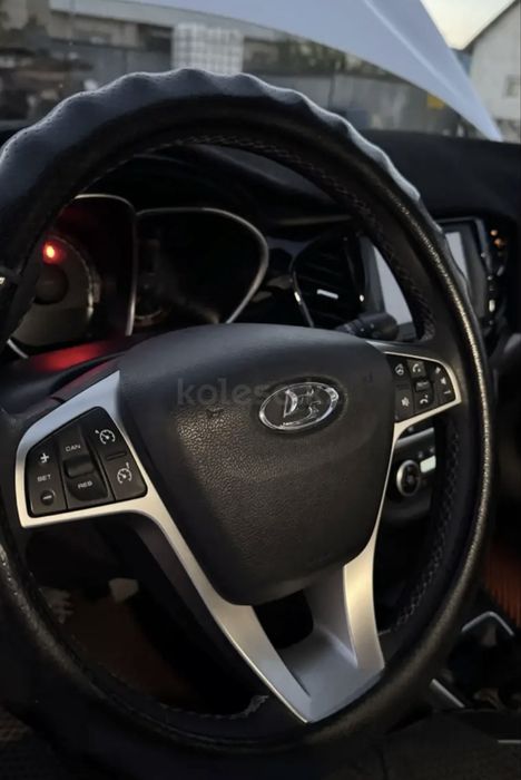 Lada Vesta Cross 2020