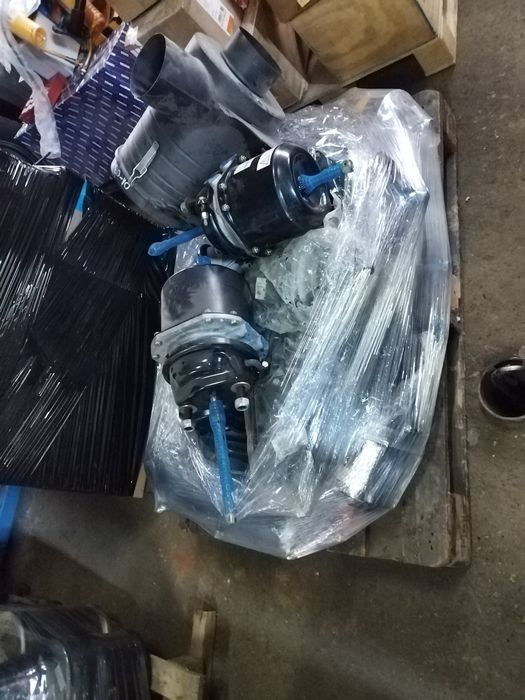 Afacere Piese Camioan Piese Tir Lichidare stock