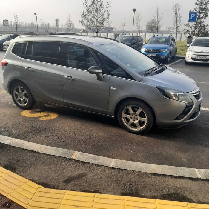 Opel Zafira tourer