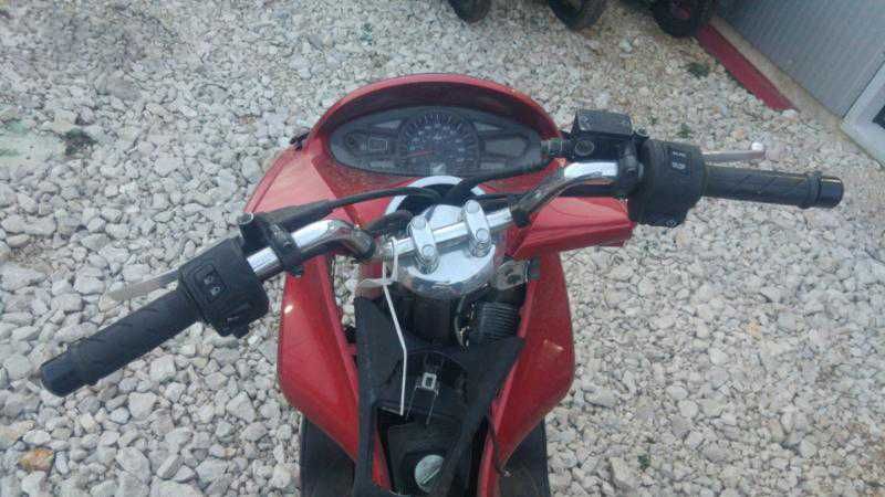 Honda pcx 125c 2012g