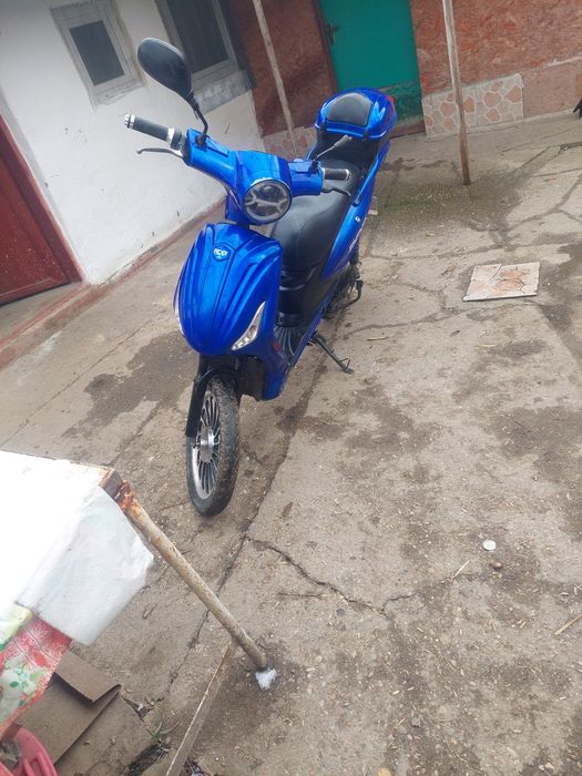 Scuter electric foarte bun