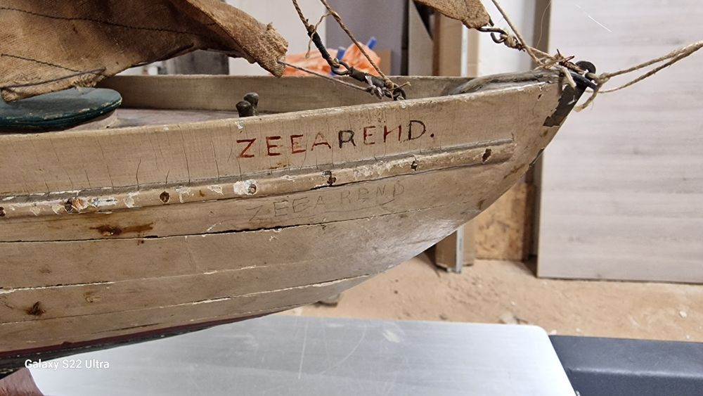 Макет на платноходна яхта