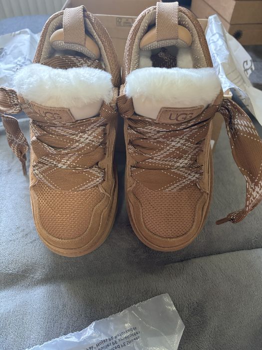 UGG Lowmel Snow Boots