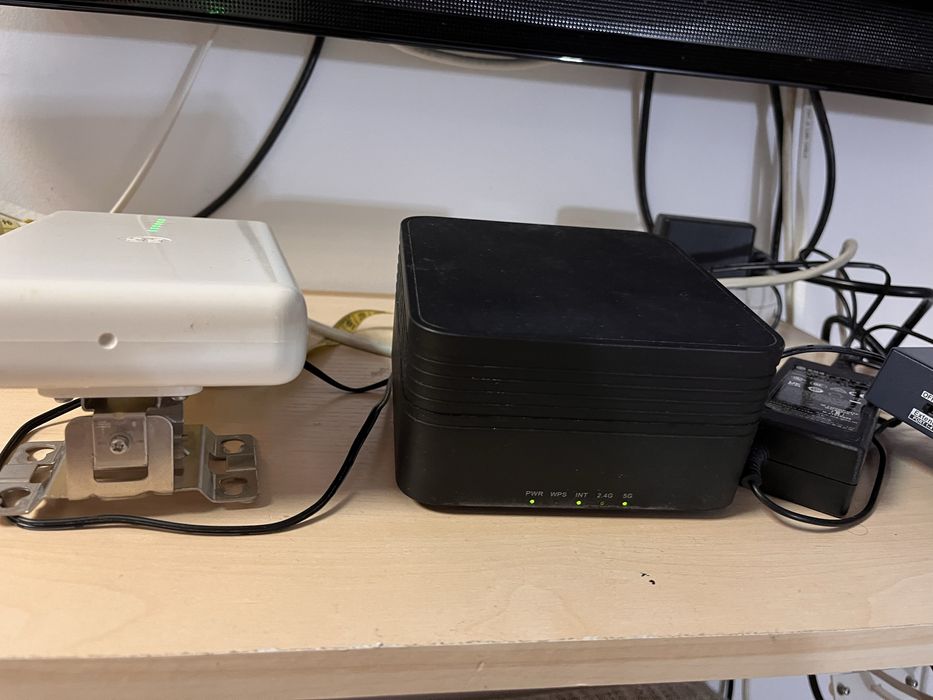 Wi-Fi роутер 5G ALTEL ,  TELE2 MC889 MC889