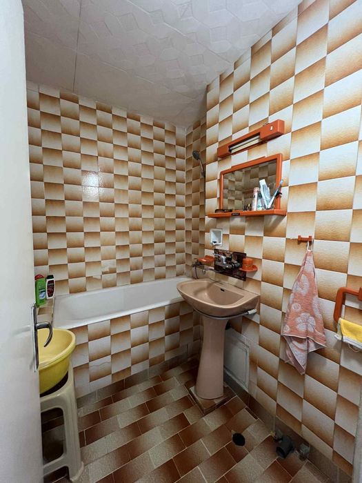 Дава се под наем Двустаен апартамент в София, Връбница 2 - 64 кв.м за 459 € - Снимка #13