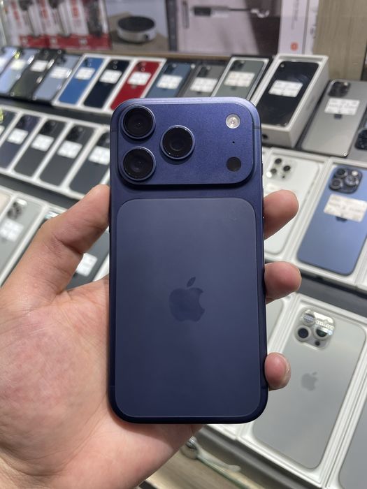 iPhone 17 pro 256 e-sim