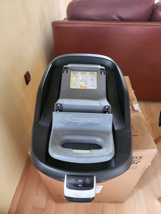 Столче за кола Maxi Cosi Pearl 9-18кг + family fix база