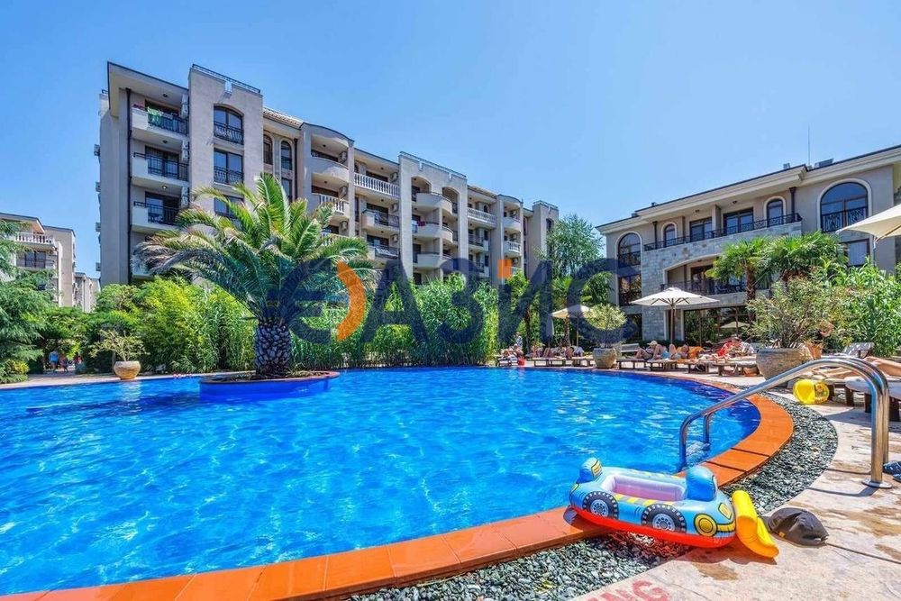 Продава се Тристаен апартамент в к.к. Слънчев бряг - 71 кв.м за 1958 €/кв.м - Снимка #10