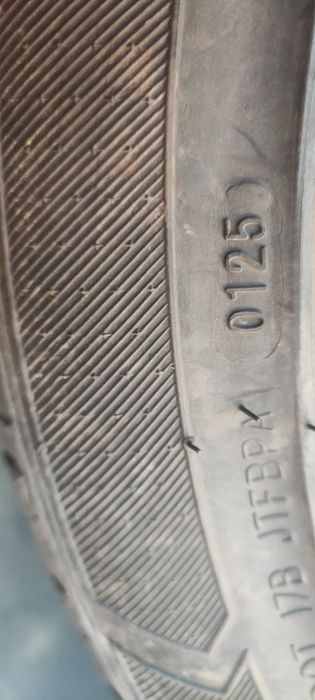 215/50/R17 продам шины