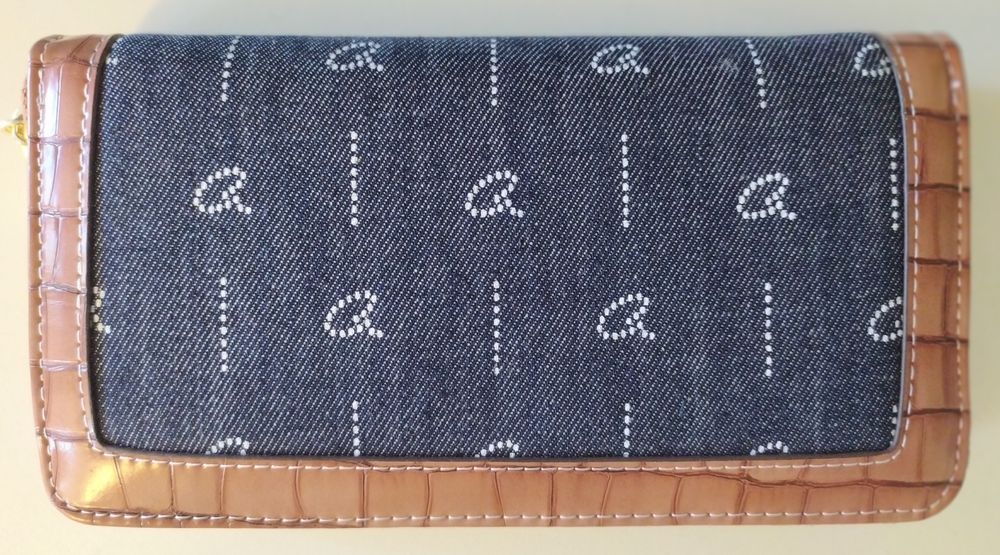 Портфейл Axel нов