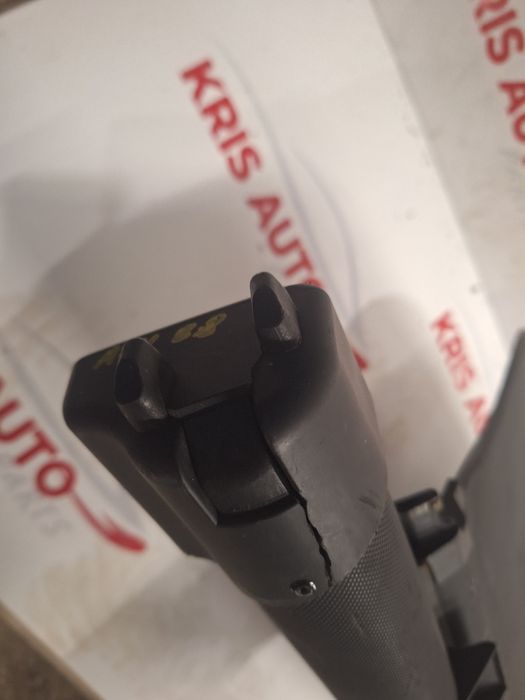 Щора багажник Audi A4 B8 / Ауди А4 Б8 2009г.