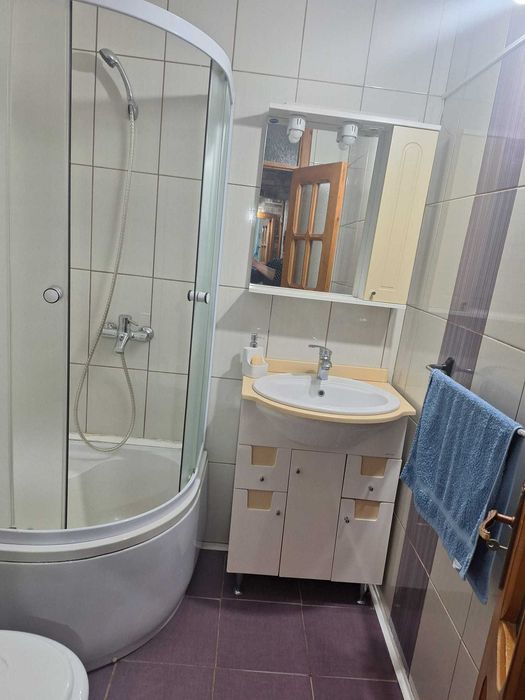Apartament 4 camere DECOMANDAT