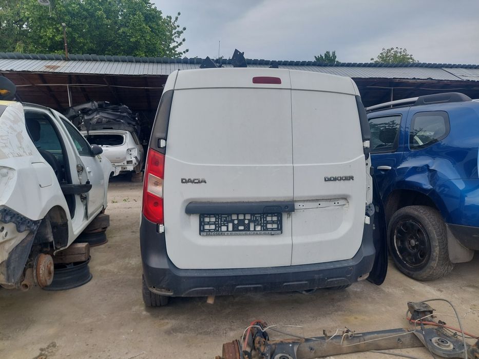 Usi Dacia dokker usa dokker batanta van stanga dreapta