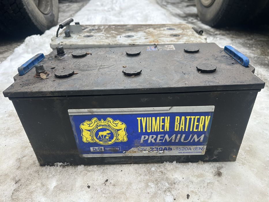 Два аккумулятора ST 230