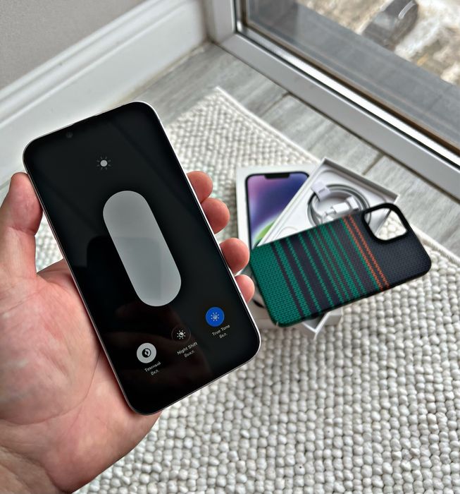  iPhone 14/128GB/в идеалеее