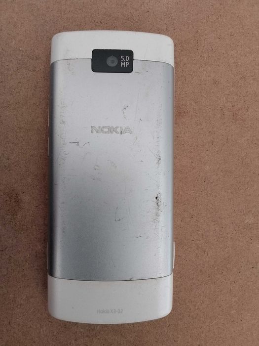 Nokia X3-02 +кабел за зареждане
