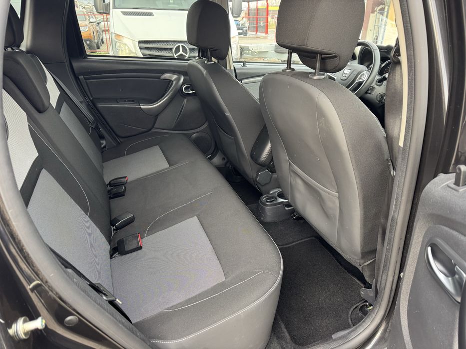 Dacia Duster 2018 1.2 benzina 125 cp Euro 6 Editie Black Shadow