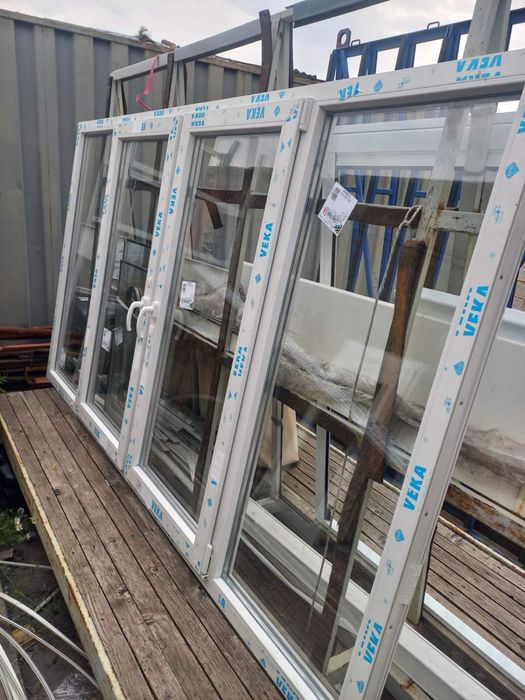 Балконски прозовец Нов VEKA с обков Мако