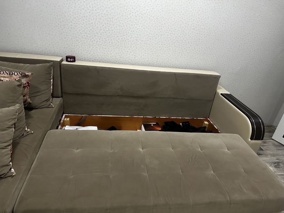 Продам отличный диван !!!