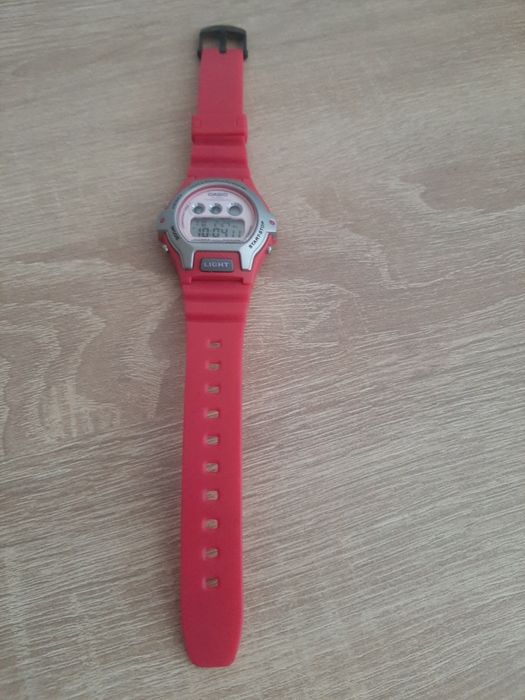 Ceas dama/copii -Casio LW-202H Illuminator – Roz/Magenta