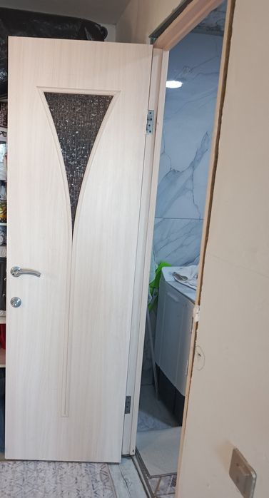 Продаются б/у межкомнатные двери