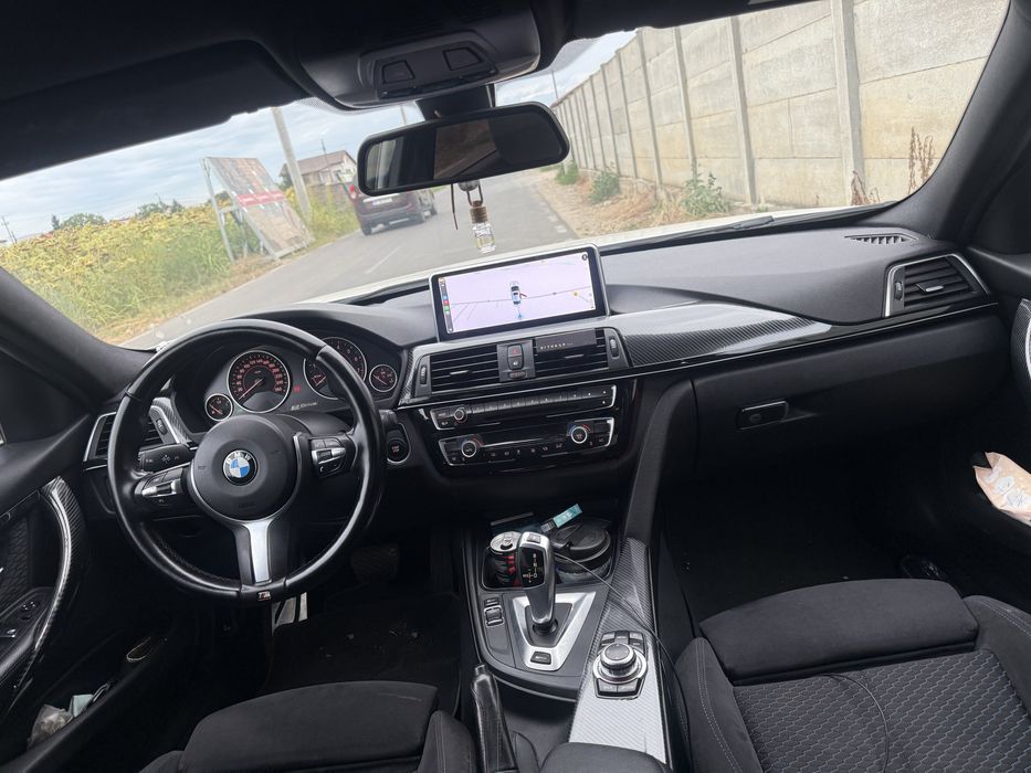 Bmw f30 330e 2016