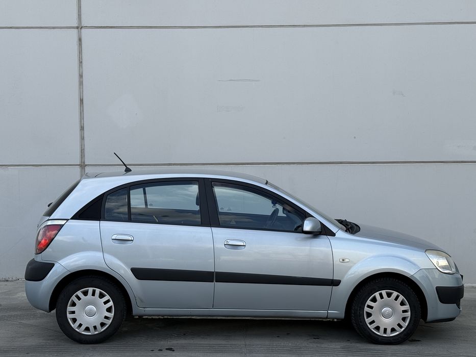 Kia Rio 1.5 crdi fab.2007 *** ADUS AZI *** 999 EURO FIXXX