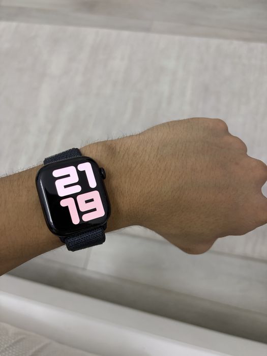 Apple Watch Series 10(42mm, Black, GPS)