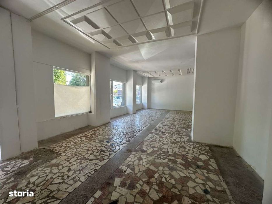 De vânzare Spațiu comercial zona Bariera