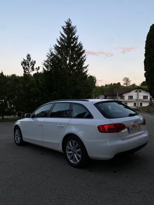 Audi A4 B8 2010 quattro