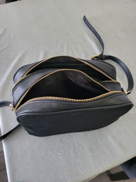 Дамска чанта Reserved