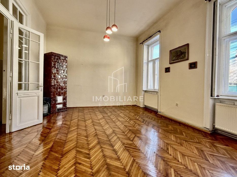 Apartament interbelic | Pozitie centrala