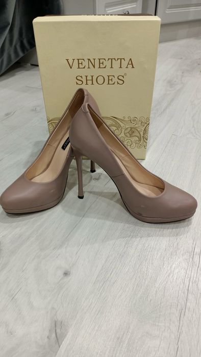 Женские туфли 38