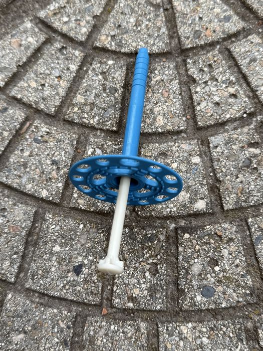 Дюбели за външна изолация!