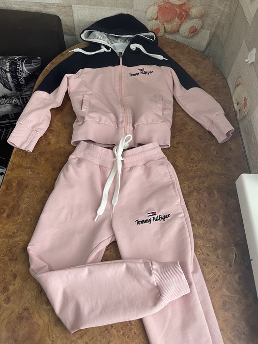 продам детские вещи на 4годика