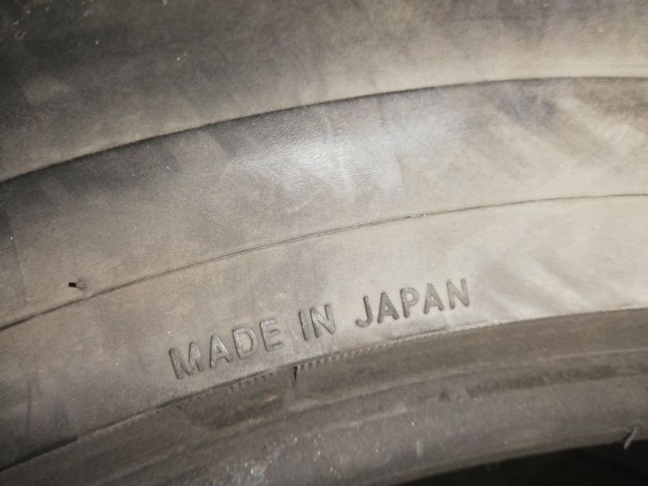 Продам резину 255.60. R17