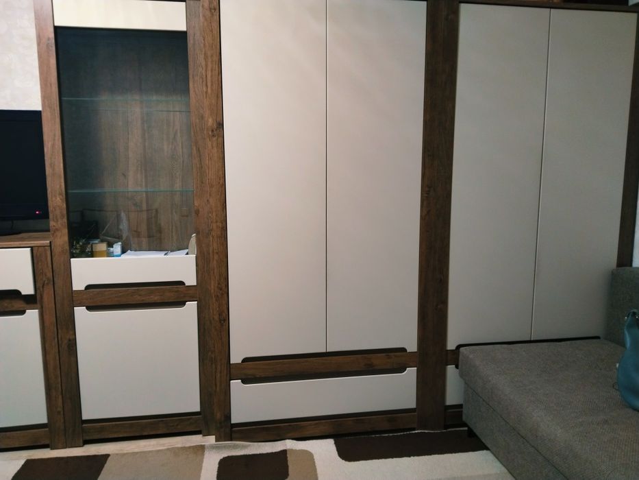 Срочно продам мебель для гостиной