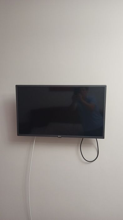 Продам 2 телевизора. LG