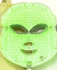 Козметична LED маска за лице - Маска за фотодинамична терапия!