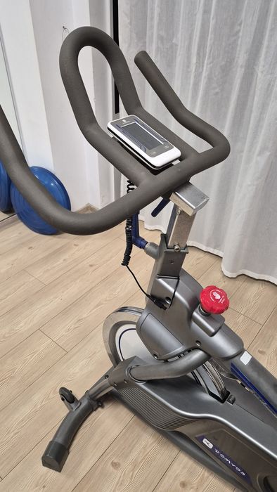 Bicicletă spinning Domyos VS 930 – robustă, 130 kg max