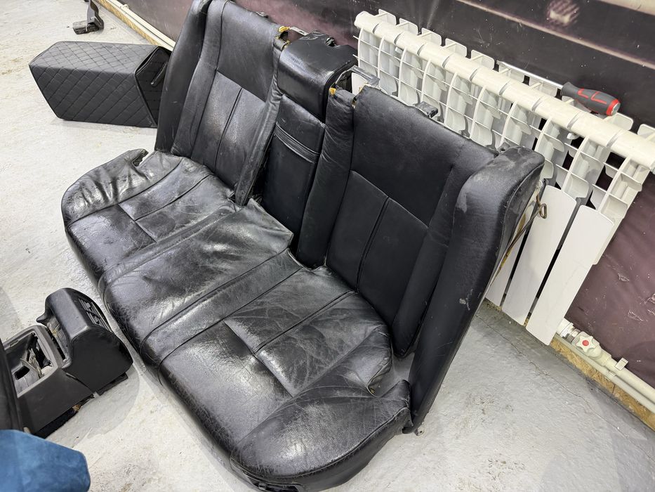 Салон на BMW E38