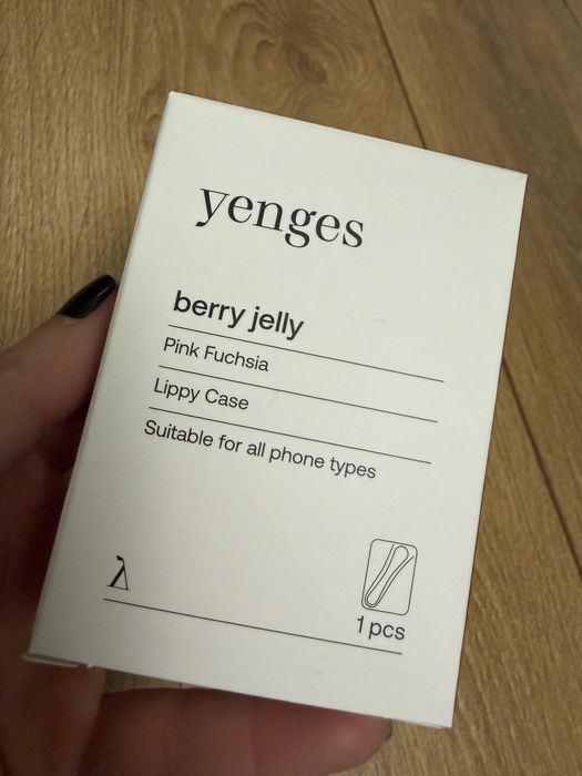 Yenges кремообразен руж и калъв за гланц