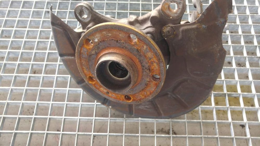 fuzeta dreapta fata seat leon 1p1 2.0 tdi  2005-2013