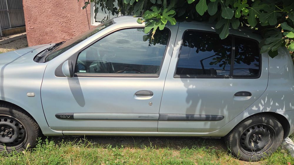 RENAULT Clio
