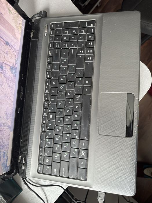 Ноутбук ASUS  модель K52JT