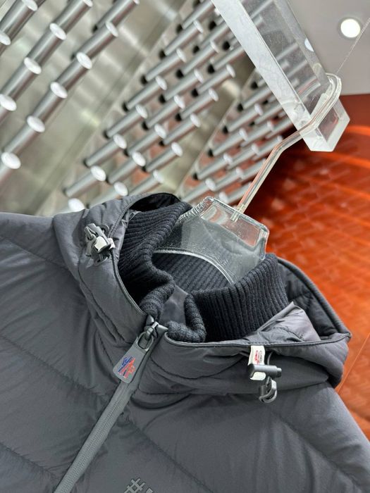 Кардиган MONCLER (Монклер)