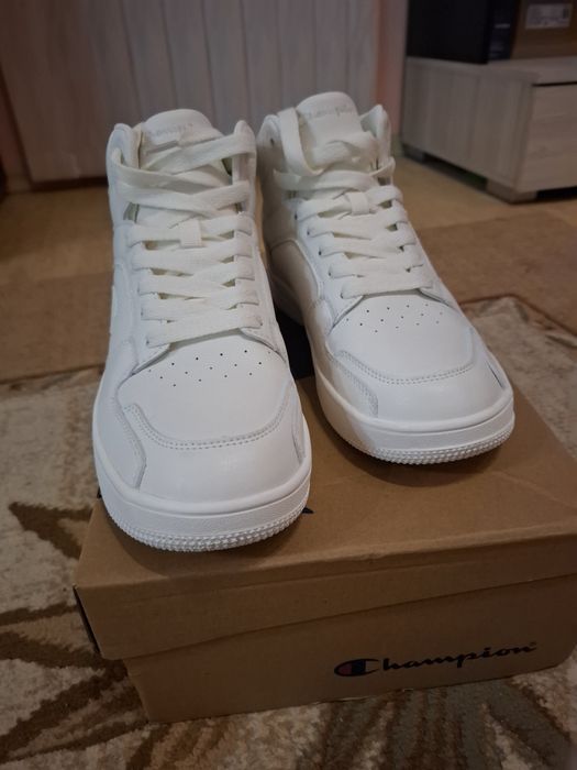 Дамски маратонки Champion