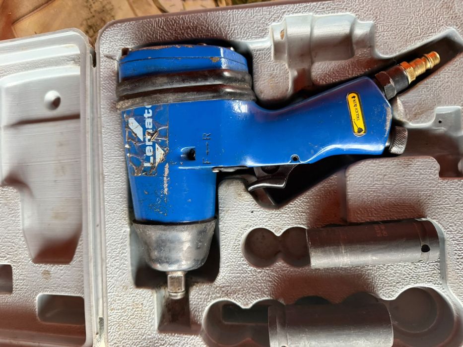 Cheie de impact pneumatica